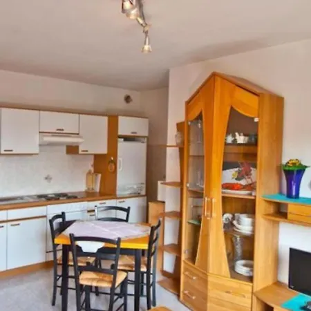 Cozy Flat For Four Guests Just Steps From The Sea Grado