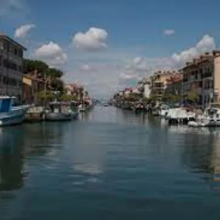 Cozy Flat For Four Guests Just Steps From The Sea 公寓