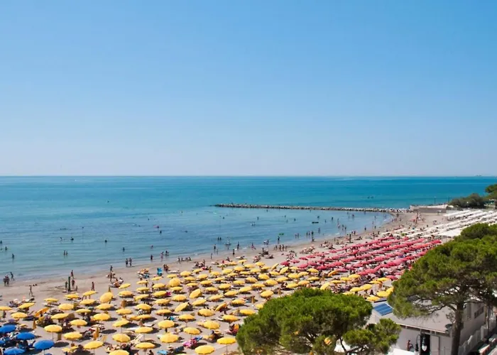 公寓 Cozy Flat For Four Guests Just Steps From The Sea *